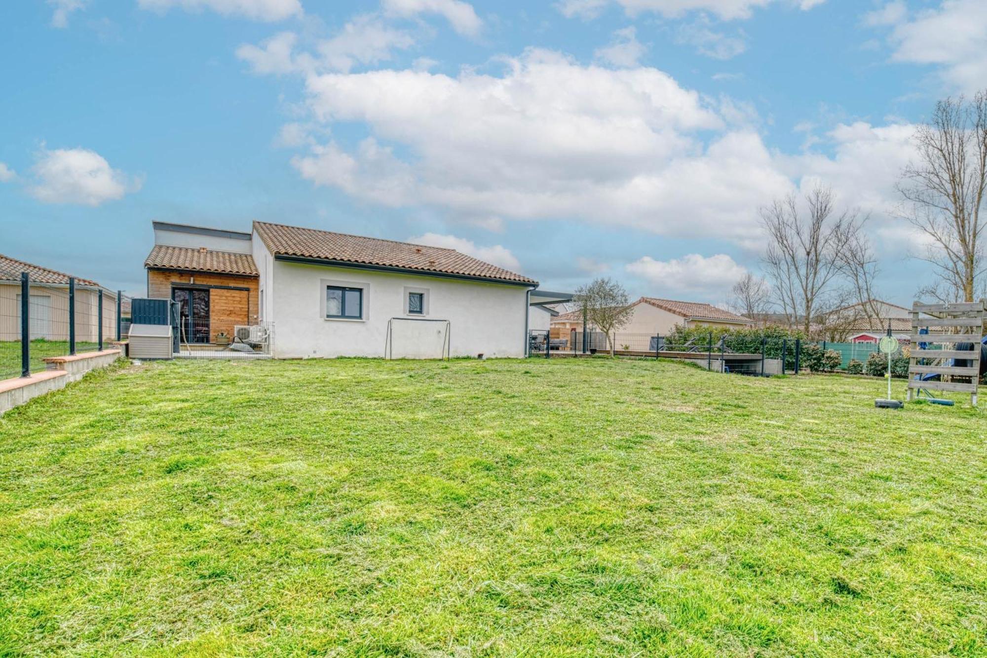 La Gragnaguaise - Maison Climatisee Avec Piscine Gragnague Exterior foto